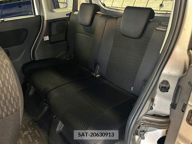 Suzuki SPACIA 2014-03 213194-9
