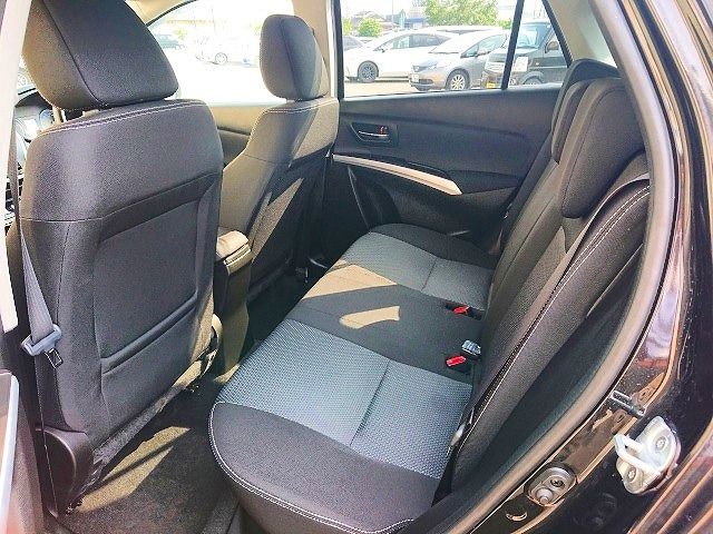 Suzuki SX4 S-CROSS 2015-02 4986-18