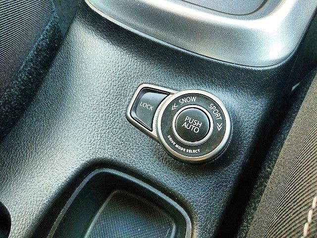 Suzuki SX4 S-CROSS 2015-02 4986-21