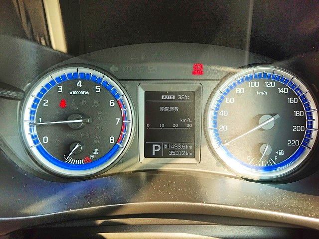 Suzuki SX4 S-CROSS 2015-02 4986-7