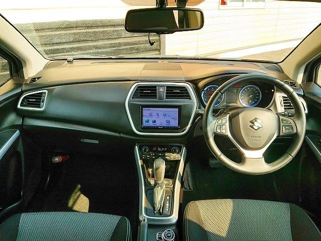 Suzuki SX4 S-CROSS 2015-02 4986-1