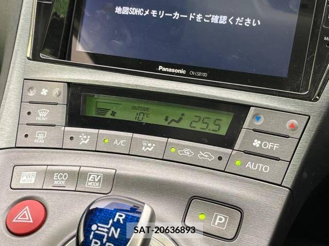Toyota PRIUS 2013-07 282332-4