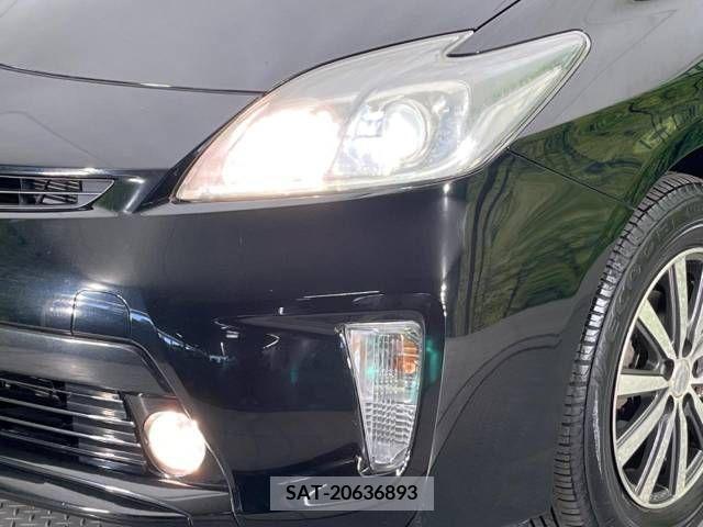 Toyota PRIUS 2013-07 282332-12