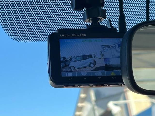 Toyota PORTE 2014-06 194738-5