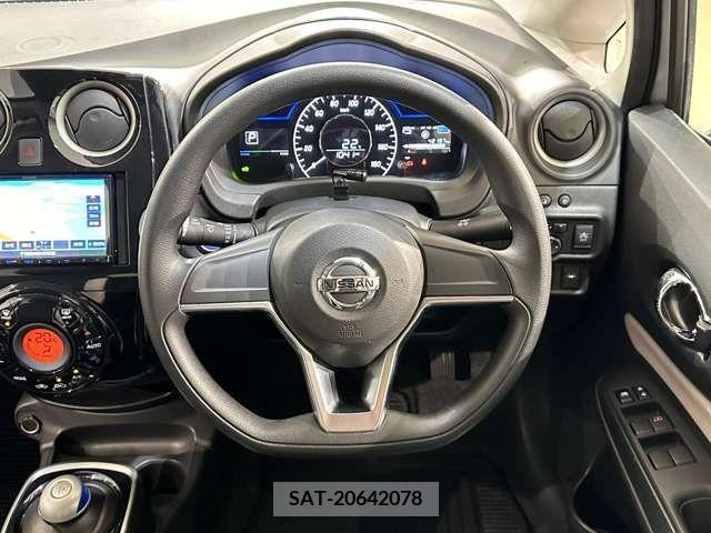 Nissan NOTE 2019-06 328143-9