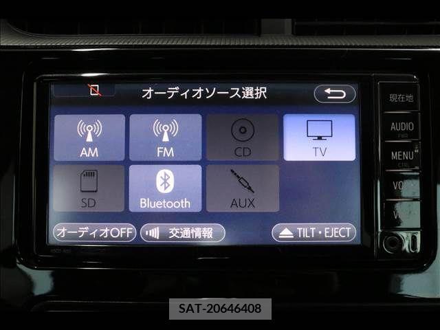 Toyota AQUA 2017-07 385692-6
