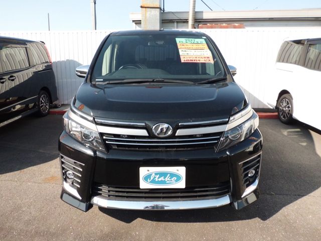 Toyota VOXY 2016-08 181586-1