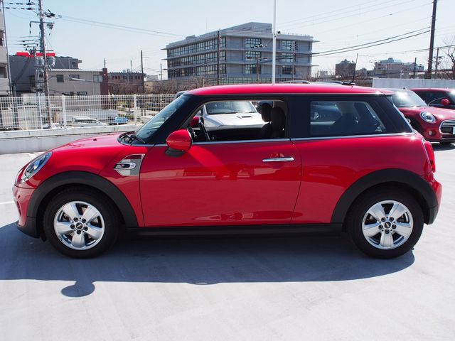 Bmw MINI 2018-08 1854-15