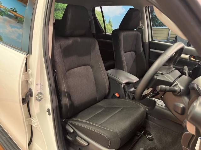 Toyota HILUX 2021-02 16227-10