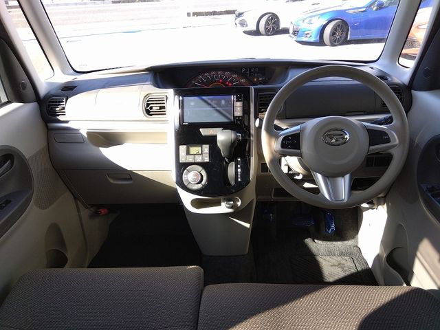 Daihatsu TANTO 2018-02 193792-2