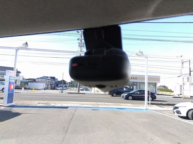Daihatsu TANTO 2018-02 193792-12