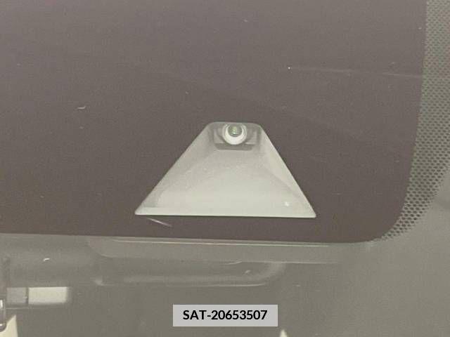Nissan NOTE 2019-08 341343-3