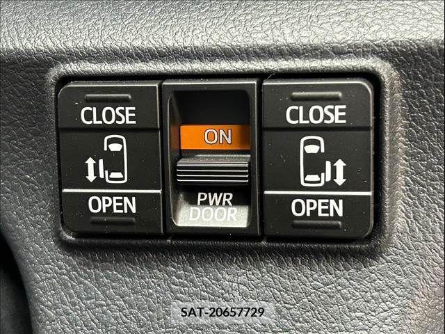 Toyota SIENTA 2018-12 379027-5
