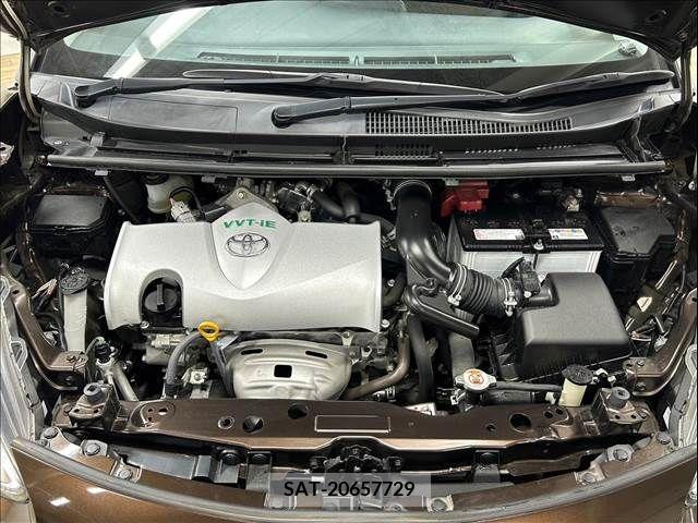 Toyota SIENTA 2018-12 379027-13