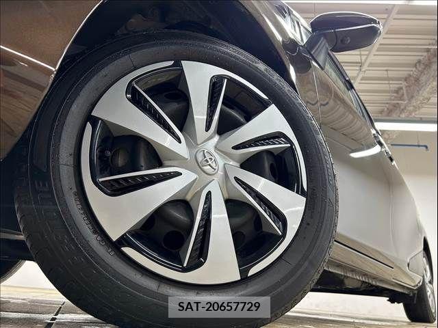 Toyota SIENTA 2018-12 379027-10