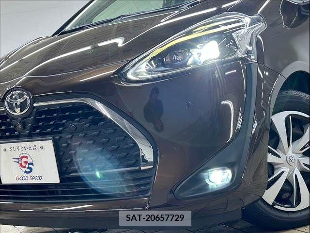 Toyota SIENTA 2018-12 379027-9