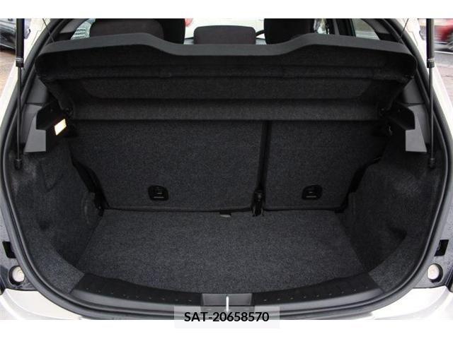 Chrysler YPSILON 2013-02 204011-5