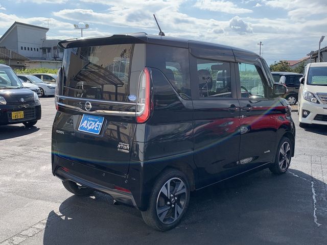 Nissan ROOX 2020-03 10477-3