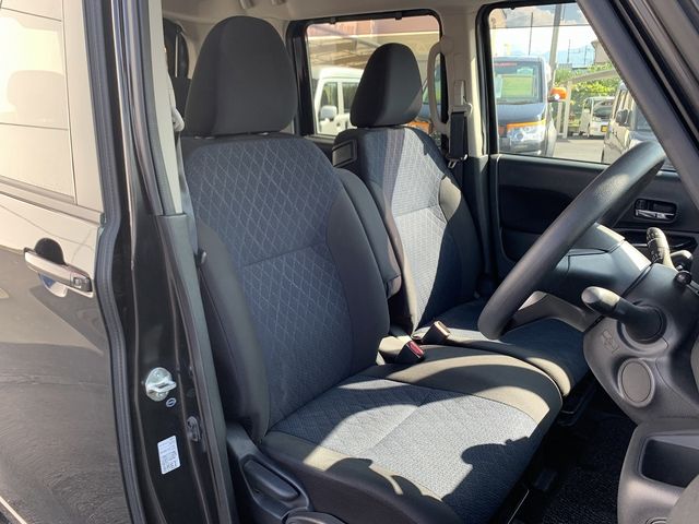 Nissan ROOX 2020-03 10477-7