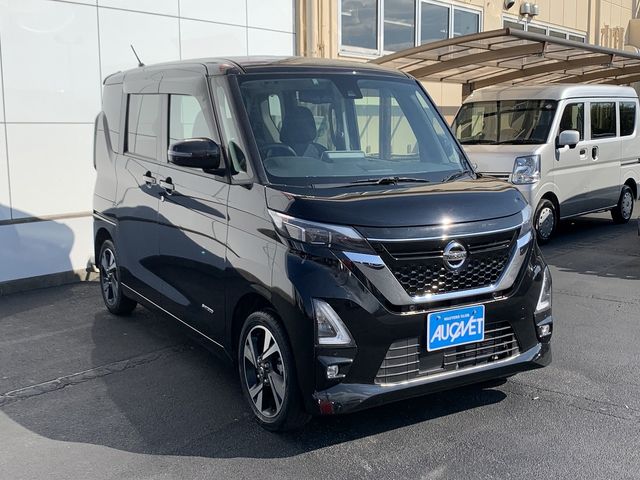 Nissan ROOX 2020-03 10477-2