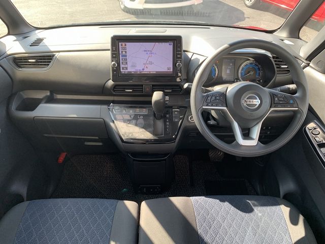 Nissan ROOX 2020-03 10477-14