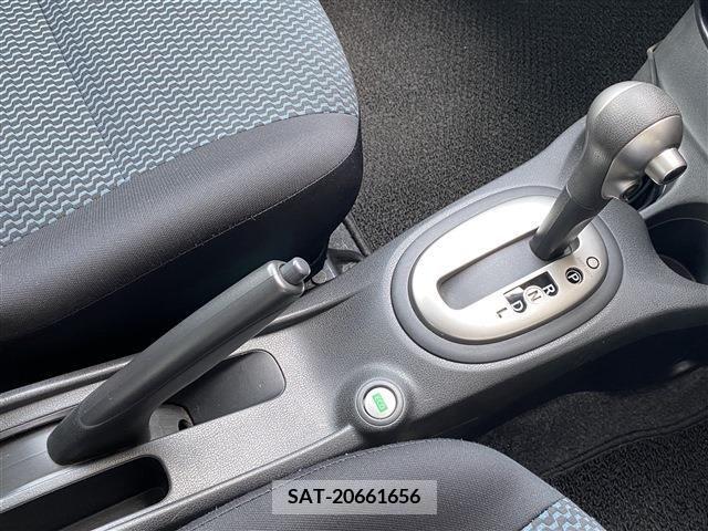 Nissan NOTE 2013-12 231680-5