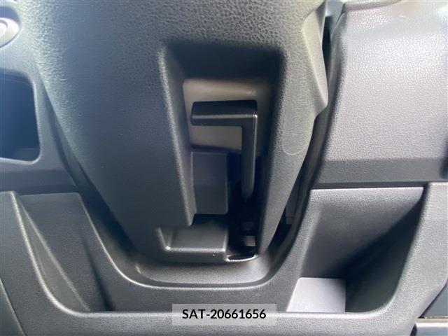 Nissan NOTE 2013-12 231680-12
