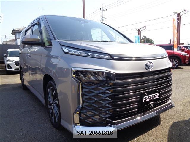 Toyota VOXY 2023-02 247862-1