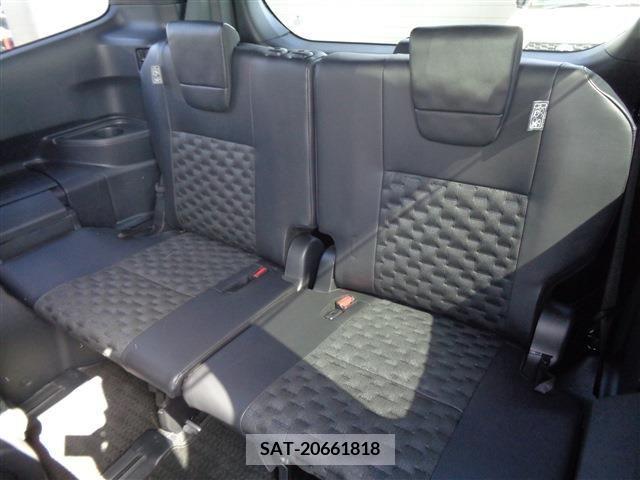 Toyota VOXY 2023-02 247862-10