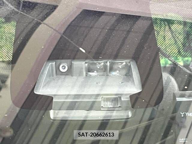 Toyota AQUA 2016-01 389309-3