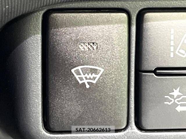 Toyota AQUA 2016-01 389309-2
