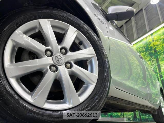 Toyota AQUA 2016-01 389309-13