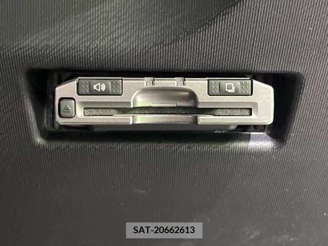 Toyota AQUA 2016-01 389309-8