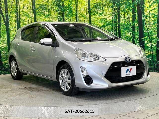 Toyota AQUA 2016-01 389309-16