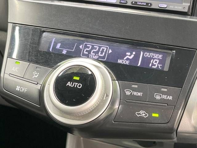 Toyota PRIUS ALPHA 2012-03 25128-5
