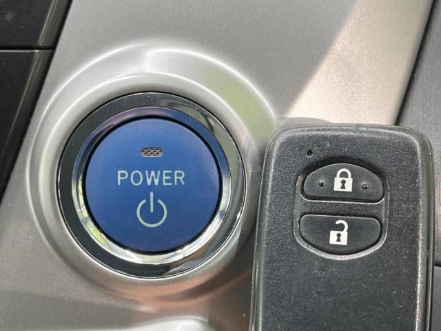Toyota PRIUS ALPHA 2012-03 25128-6