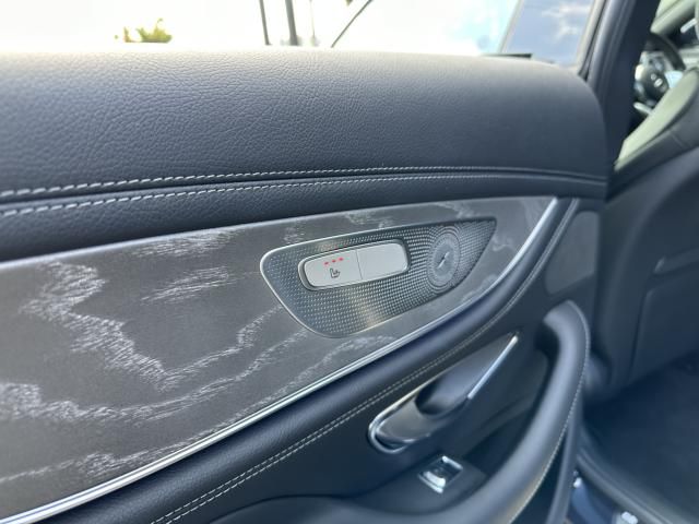Mercedes Benz CLS-CLASS 2019-01 2327-15