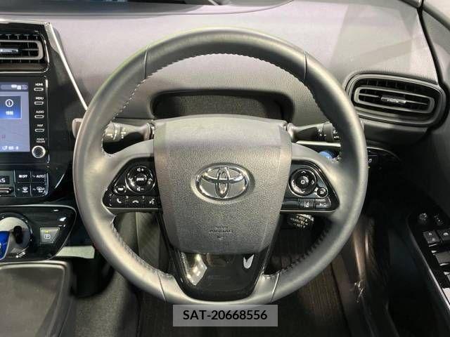 Toyota PRIUS 2022-12 393364-8