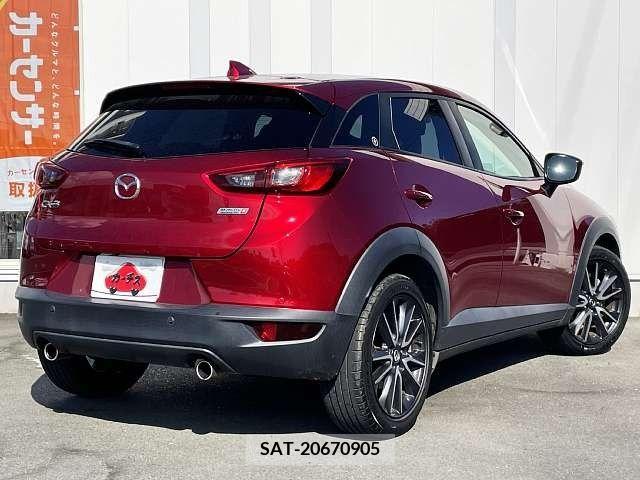 Mazda CX-3 2017-09 358447-2
