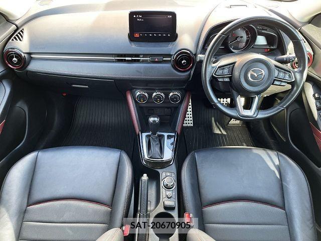 Mazda CX-3 2017-09 358447-1