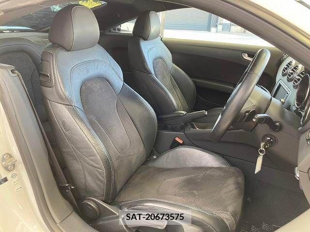 Audi TT 2013-06 261734-4