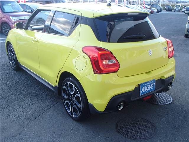 Suzuki SWIFT 2018-10 186285-2