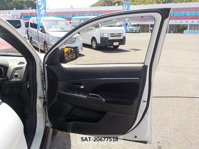 Mitsubishi RVR 2019-08 324458-17