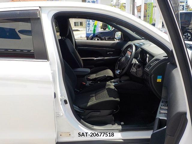 Mitsubishi RVR 2019-08 324458-18