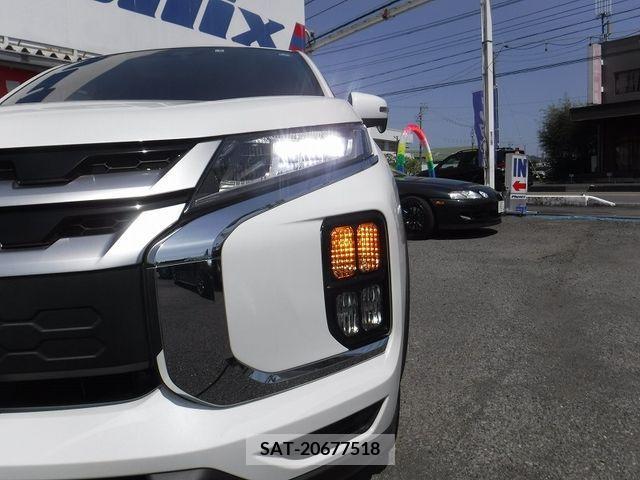 Mitsubishi RVR 2019-08 324458-12