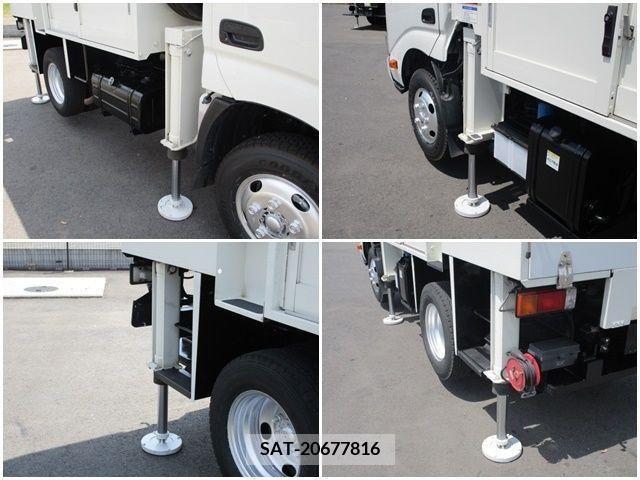 Hino DUTRO 2018-08 267719-15