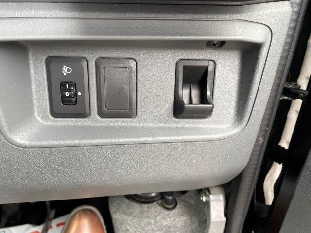 Nissan CLIPPER 2013-08 6341-10