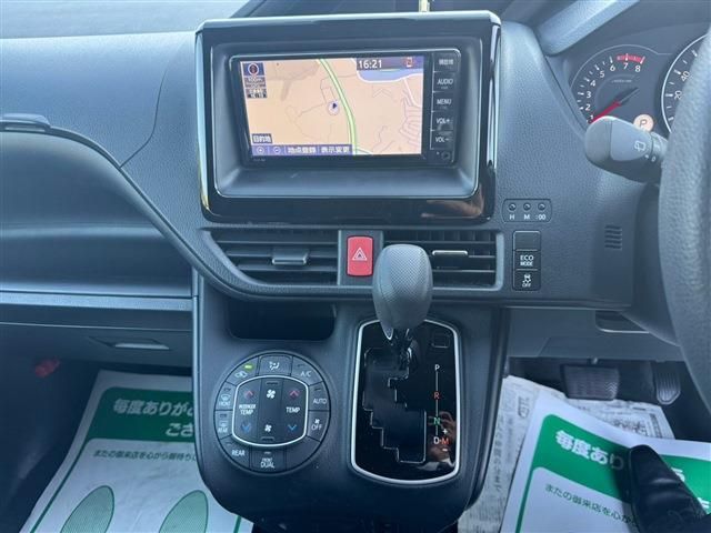 Toyota NOAH 2020-07 18225-17