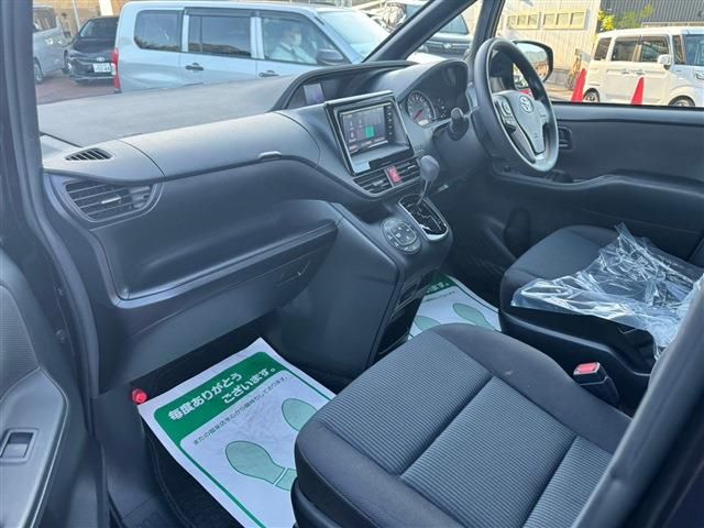 Toyota NOAH 2020-07 18225-2
