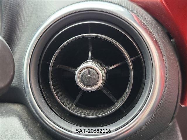 Mazda ROADSTER 2015-05 313794-26